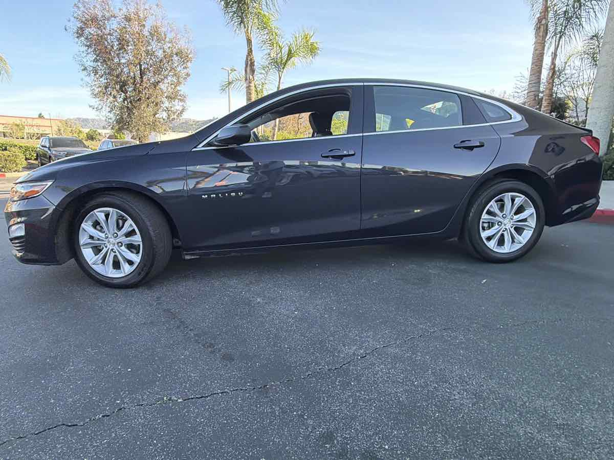 Used 2023 Chevrolet Malibu LT FWD image 15