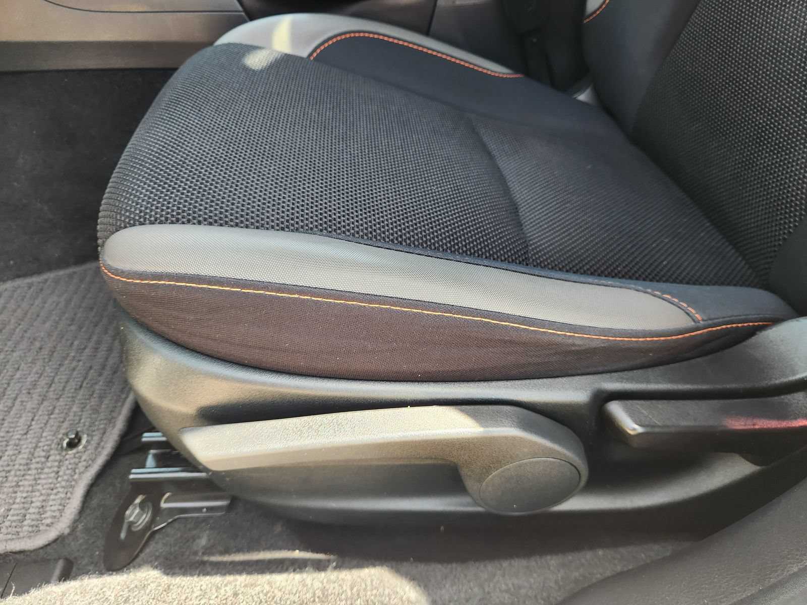 Used 2017 Subaru Crosstrek 2.0i Premium AWD/4WD image 23