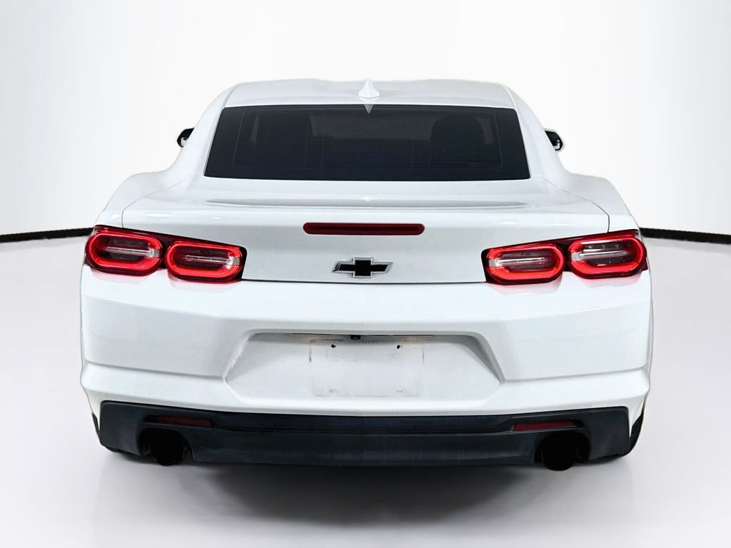 Used 2023 Chevrolet Camaro LT w/ Technology Package RWD image 7