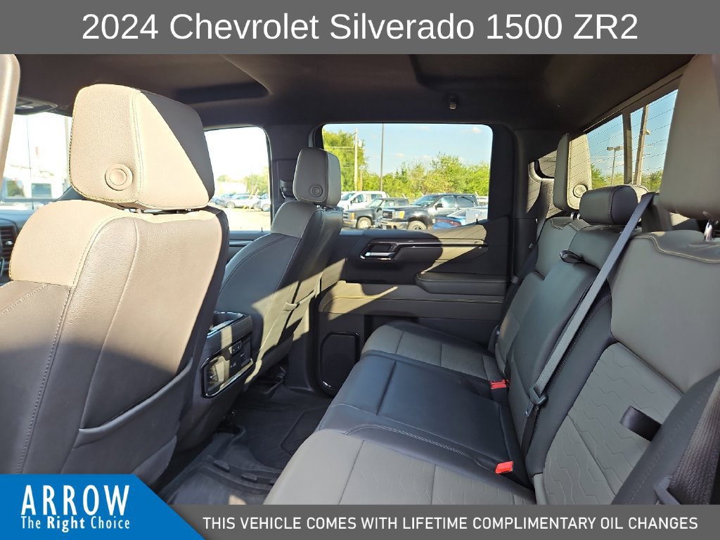 Used 2024 Chevrolet Silverado 1500 ZR2 w/ Technology Package AWD/4WD image 19