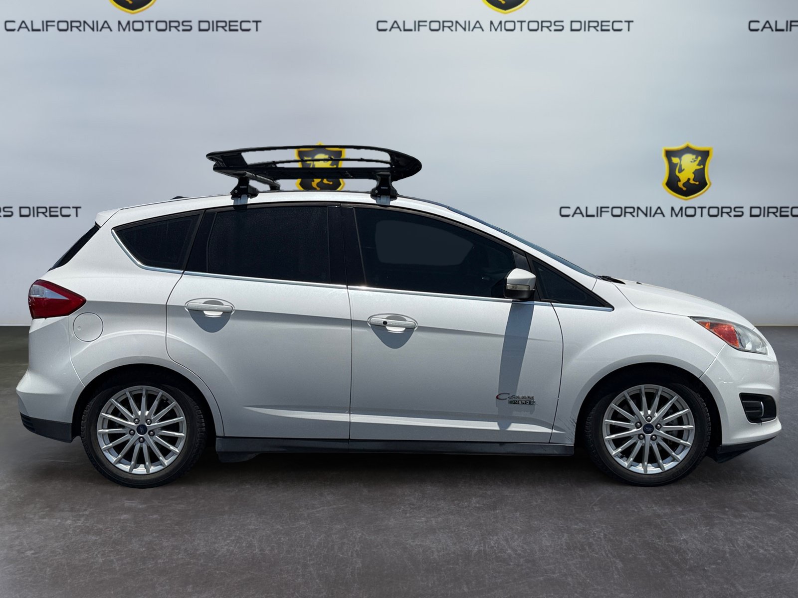 Used 2016 Ford C-MAX Energi SEL w/ Equipment Group 302A FWD image 6