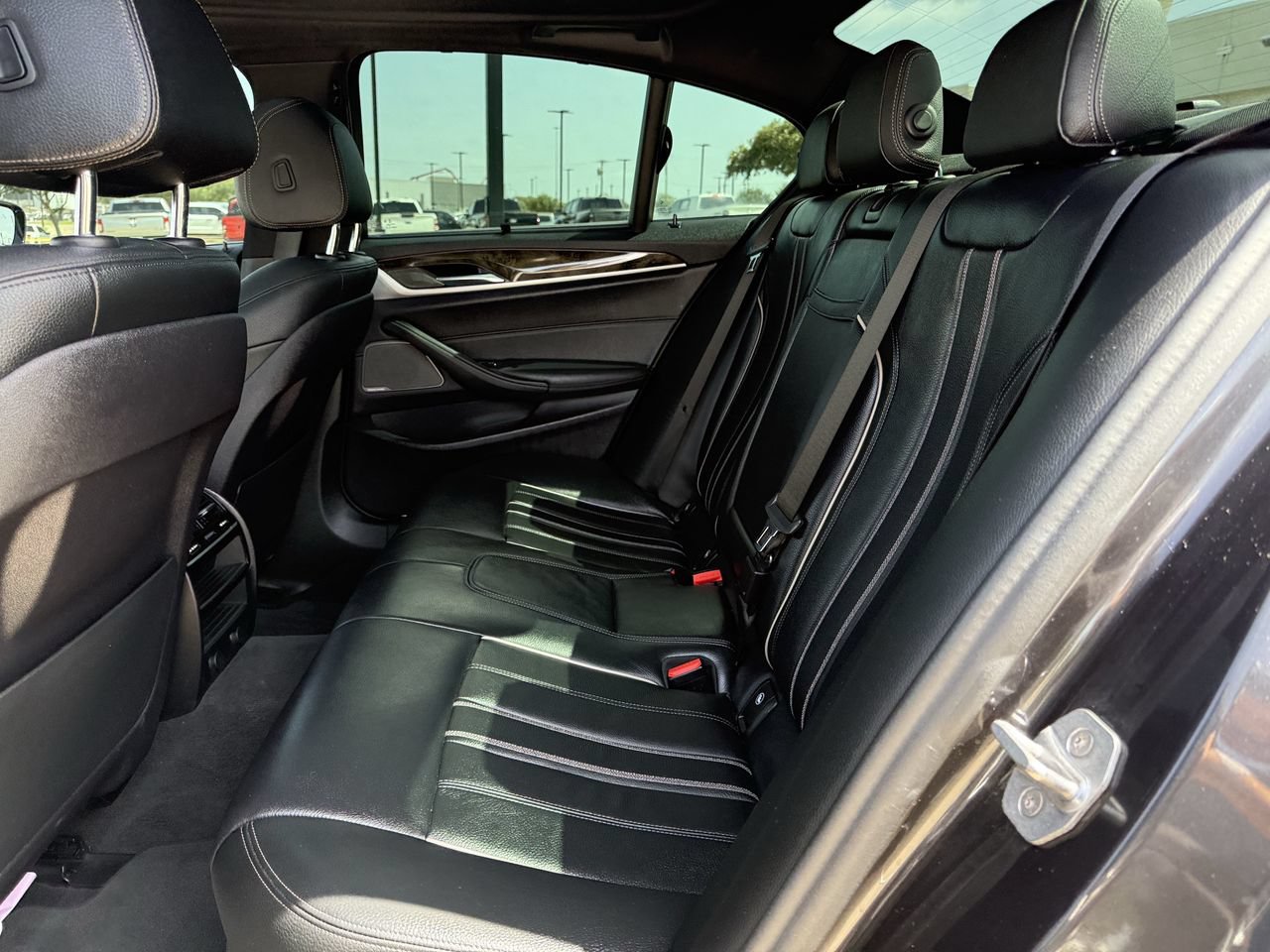 Used 2019 BMW 540i w/ Convenience Package RWD image 26