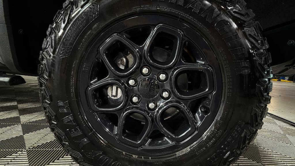 Used 2025 Chevrolet Silverado 1500 ZR2 w/ ZR2 Bison Edition image 39