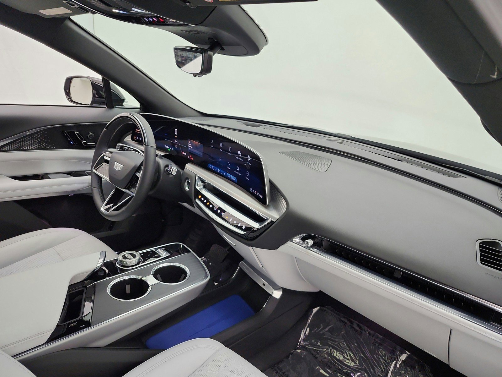 Used 2023 Cadillac Lyriq 2WD image 25