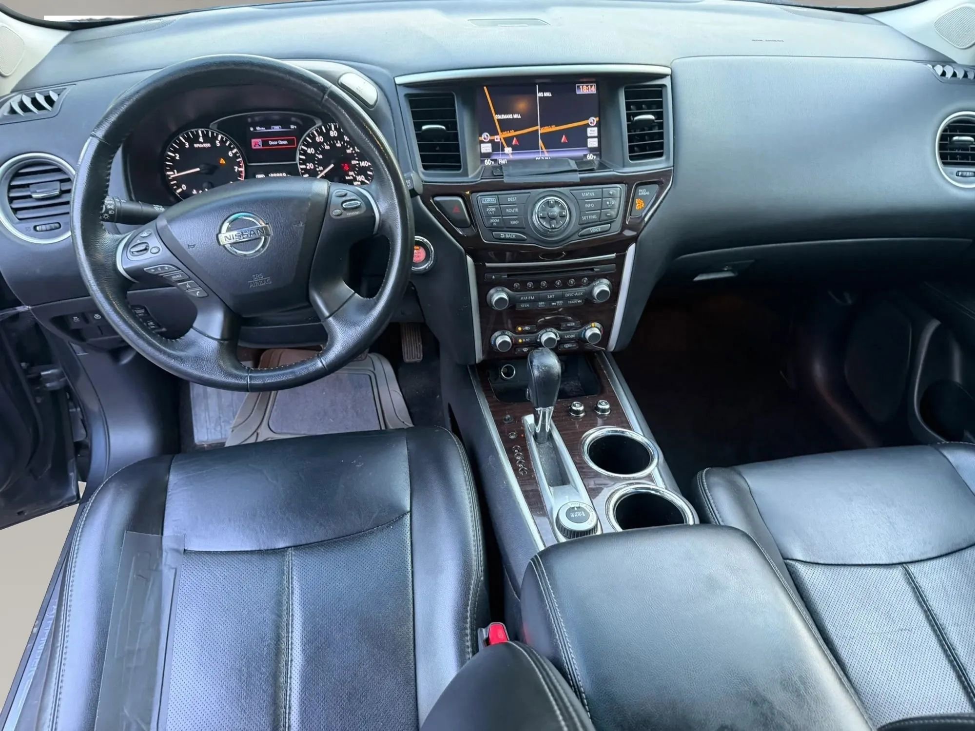 Used 2014 Nissan Pathfinder Platinum w/ Platinum Premium Package AWD/4WD image 14