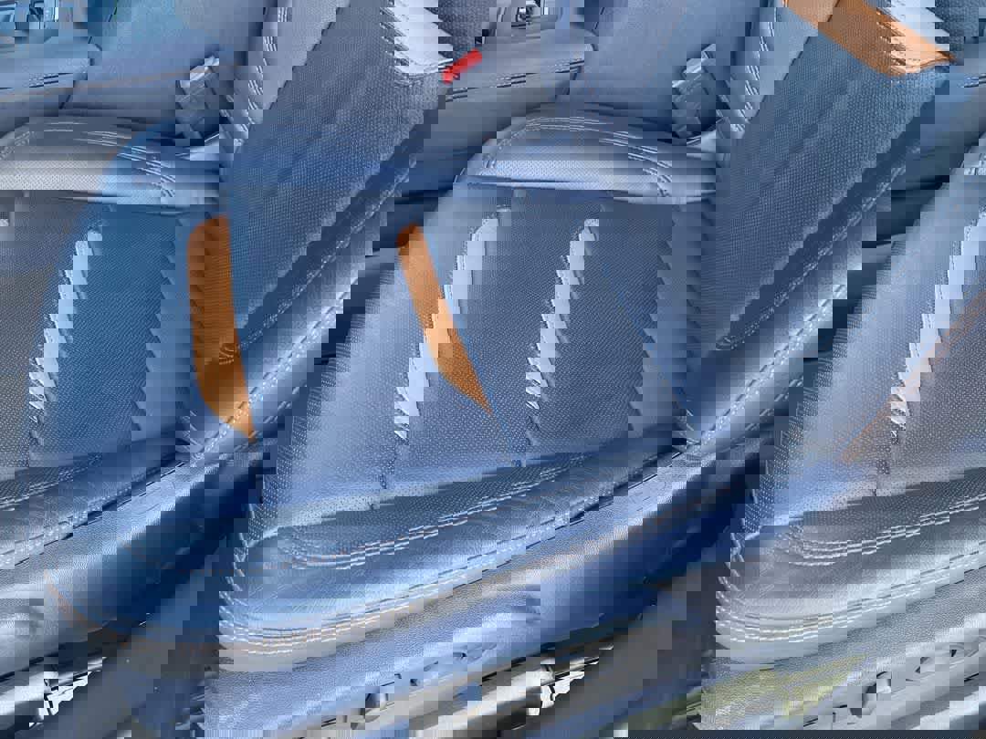 Used 2024 GMC Sierra 1500 AT4 w/ Technology Package image 11