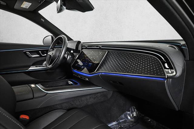 Used 2025 Mercedes-Benz E 350 4MATIC Sedan w/ Driver Assistance Package image 24