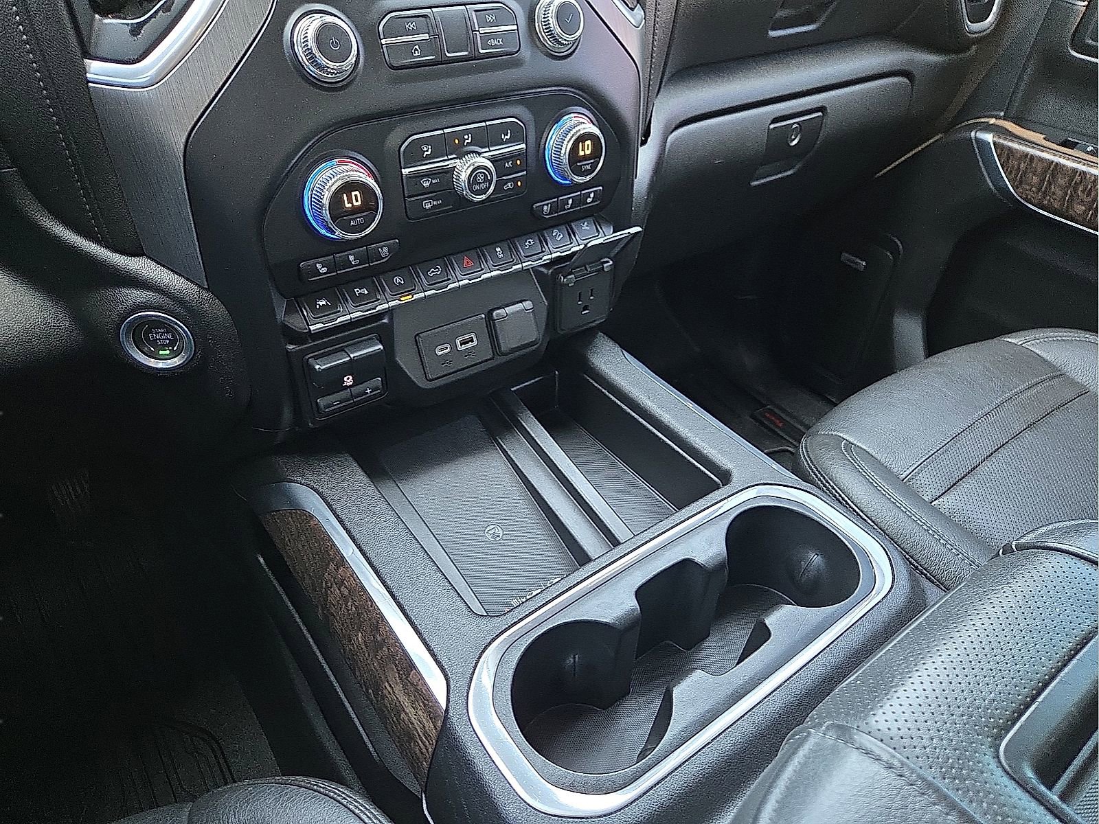 Used 2019 GMC Sierra 1500 Denali w/ Denali Ultimate Package AWD/4WD image 25