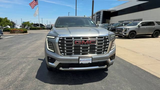 New 2026 GMC Yukon XL Denali w/ Sun & Power Step Package AWD/4WD image 3