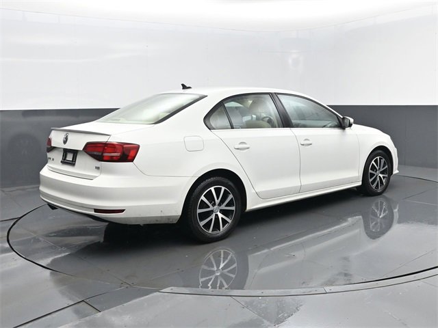 Used 2018 Volkswagen Jetta SE image 4