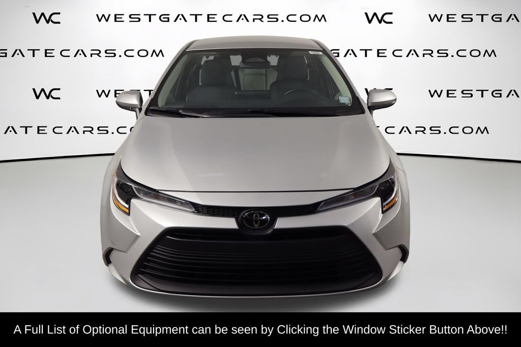 Used 2025 Toyota Corolla LE FWD image 2
