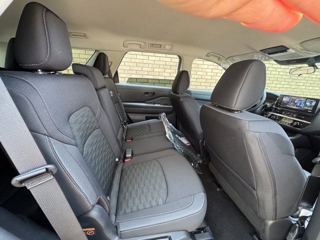 New 2026 Nissan Pathfinder SV w/ Cargo Package AWD/4WD image 7
