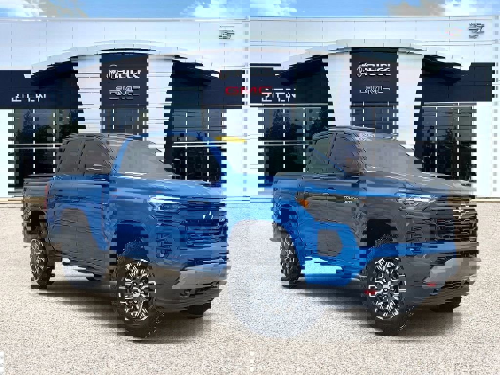 Used 2023 Chevrolet Colorado Z71 w/ Z71 Convenience Package 2