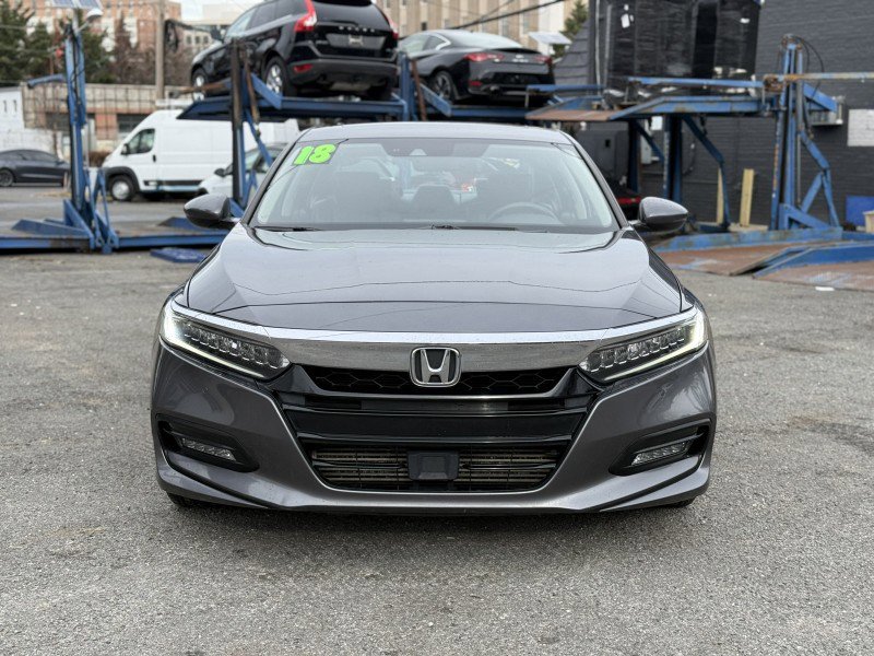 Used 2018 Honda Accord Touring image 8