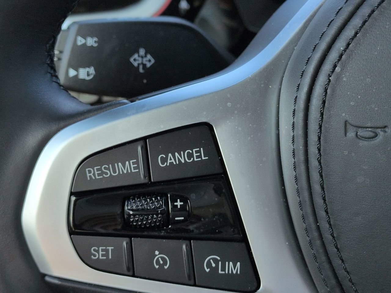 Used 2025 BMW Z4 M40i w/ Edition RWD image 25