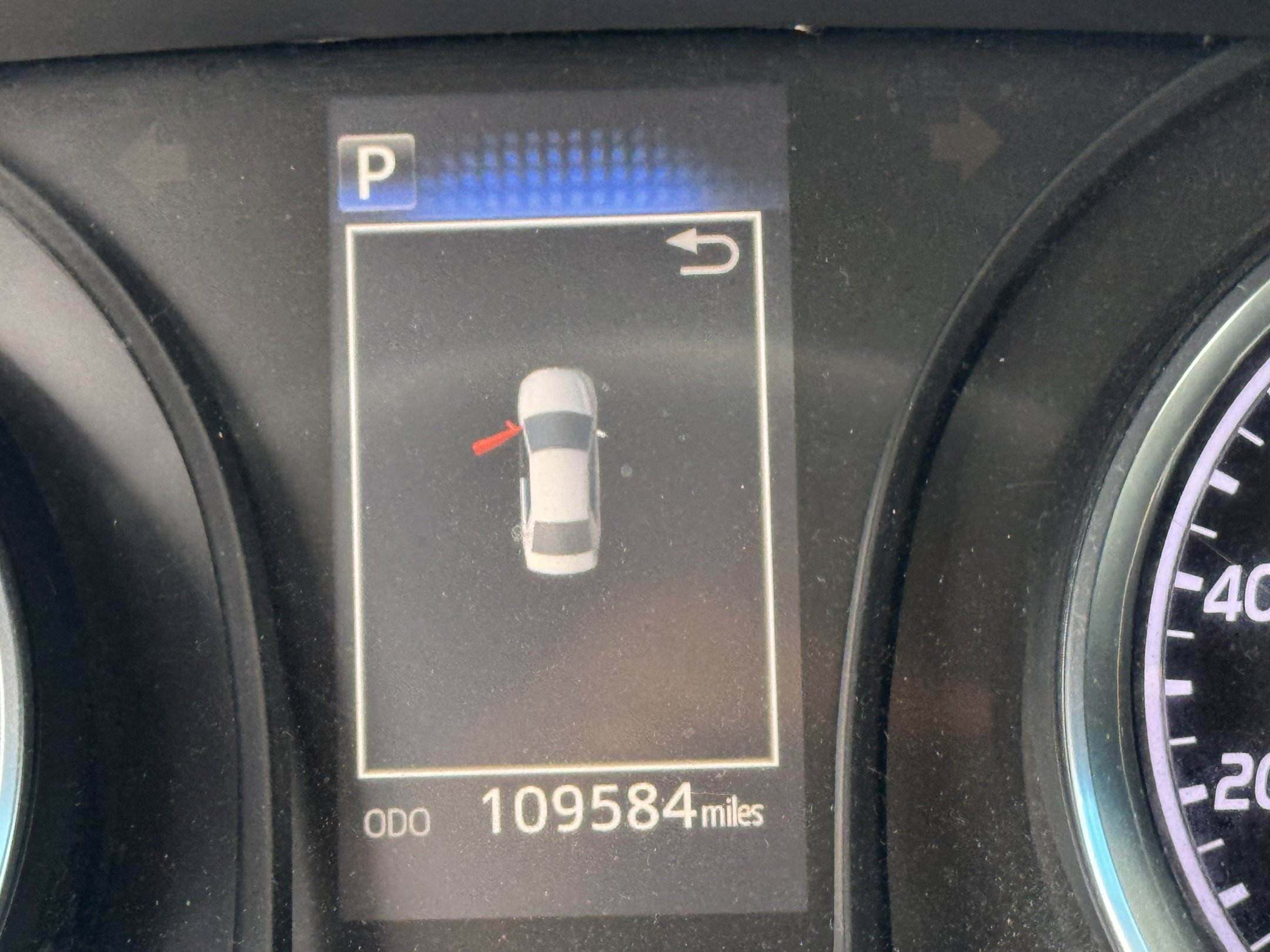 Used 2018 Toyota Camry SE FWD image 12