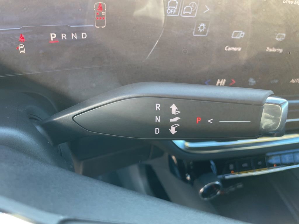 New 2026 Chevrolet Equinox EV LT image 18