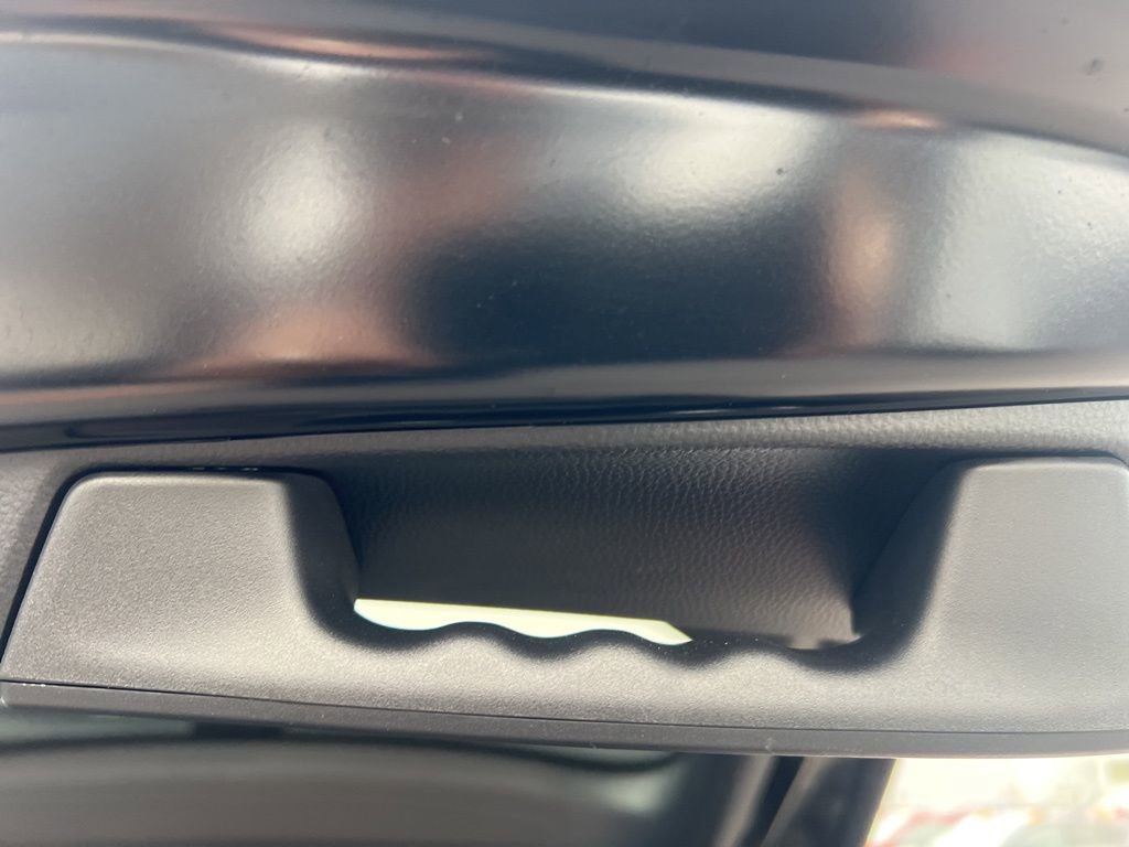 Used 2023 Toyota RAV4 SE image 41