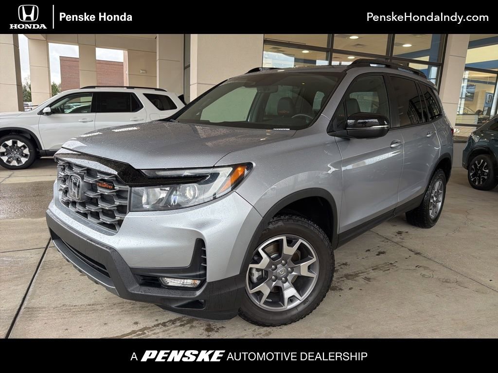 Certified 2023 Honda Passport TrailSport image 1