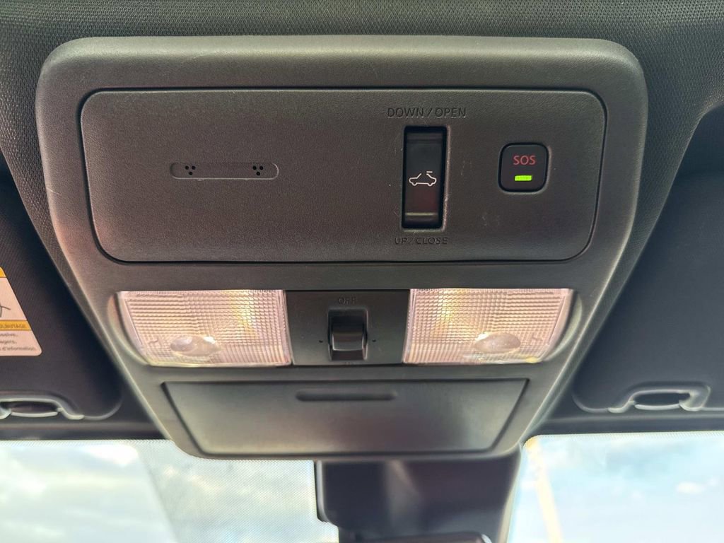 Used 2024 Nissan Frontier PRO-4X w/ Pro Premium Package image 47