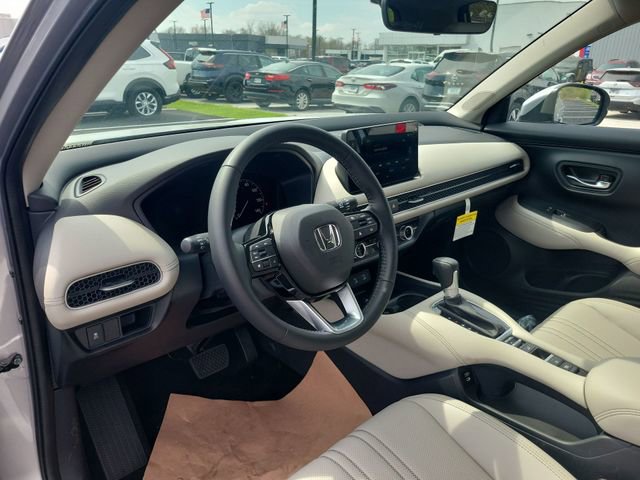 New 2026 Honda HR-V EX-L image 18