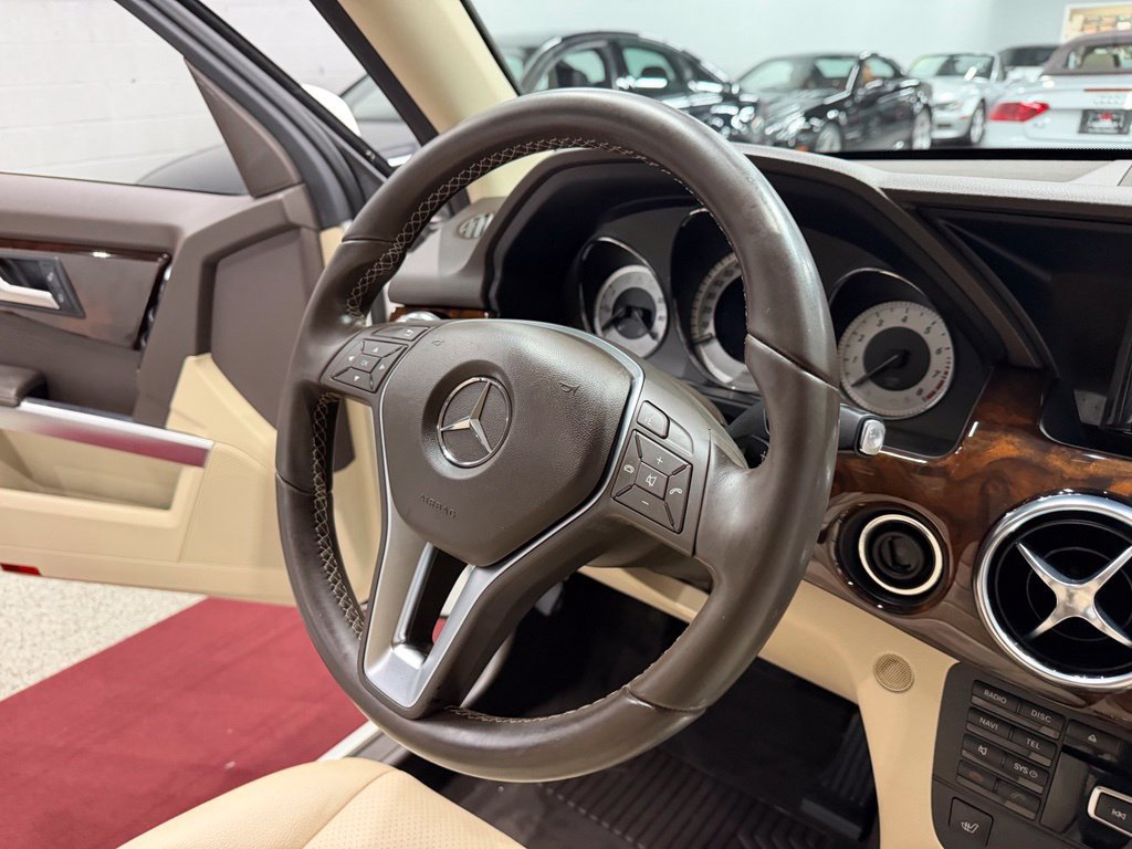 Used 2013 Mercedes-Benz GLK 350 4MATIC image 41