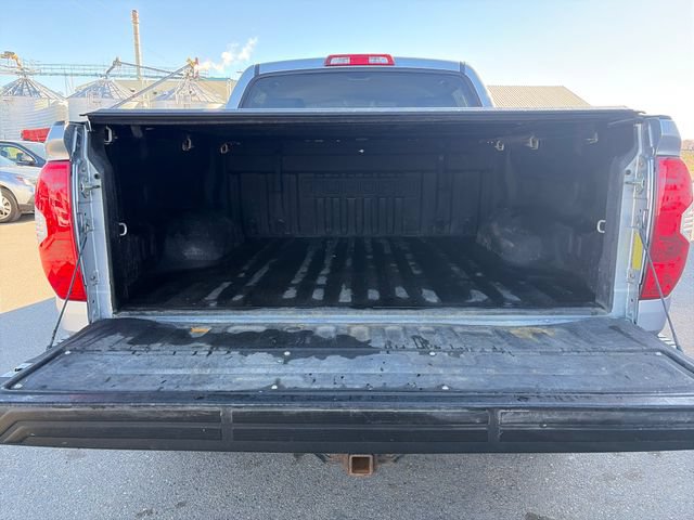 Used 2017 Toyota Tundra SR5 w/ TRD Off Road Package AWD/4WD image 42