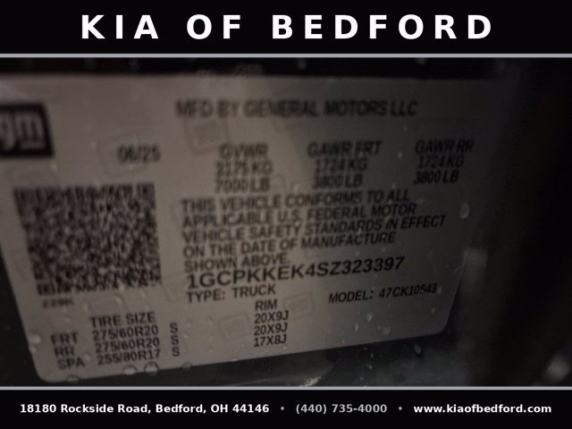Used 2025 Chevrolet Silverado 1500 LT AWD/4WD image 16