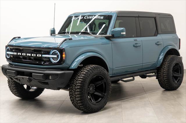 Used 2023 Ford Bronco Outer Banks AWD/4WD image 1