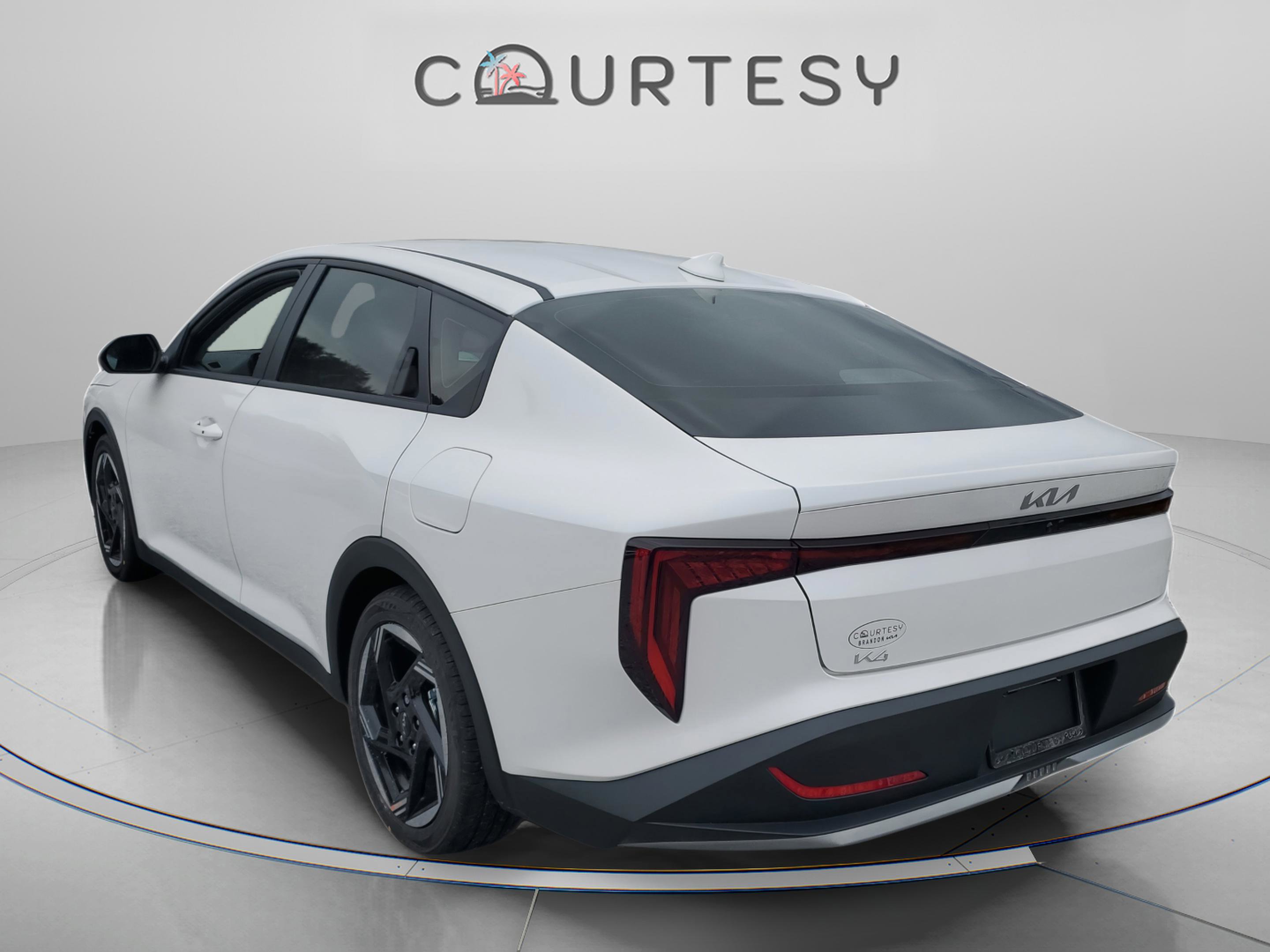 New 2025 Kia K4 EX image 3