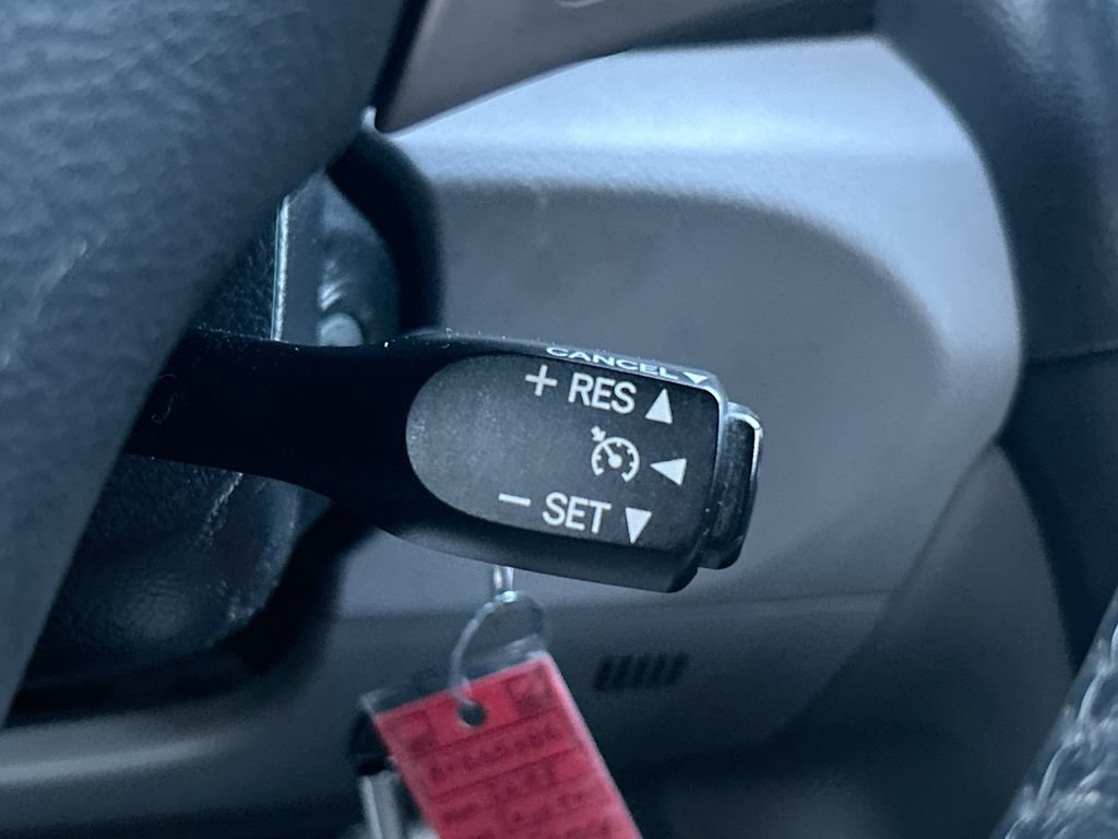 Used 2011 Toyota Camry SE w/ SE Extra-Value Pkg #1 FWD image 18