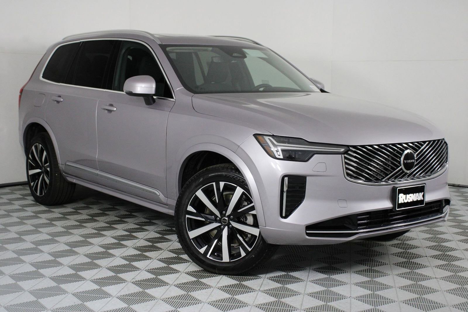 New 2026 Volvo XC90 B5 Core w/ Protection Package AWD/4WD image 19