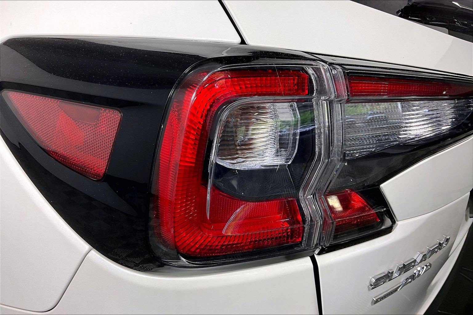 Used 2025 Subaru Outback Limited XT w/ Popular Package #2 AWD/4WD image 31