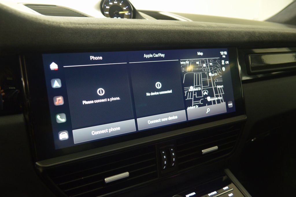 Certified 2023 Porsche Cayenne Turbo GT image 28