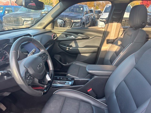 Used 2022 Chevrolet TrailBlazer RS w/ Sun and Liftgate Package AWD/4WD image 10