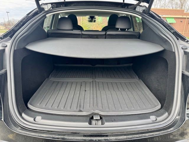 Used 2024 Tesla Model Y Long Range image 12