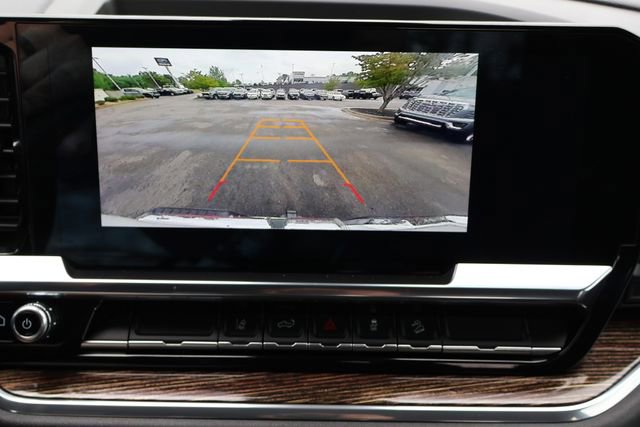 Used 2025 GMC Sierra 2500 SLE w/ SLE Value Package; AWD/4WD image 13