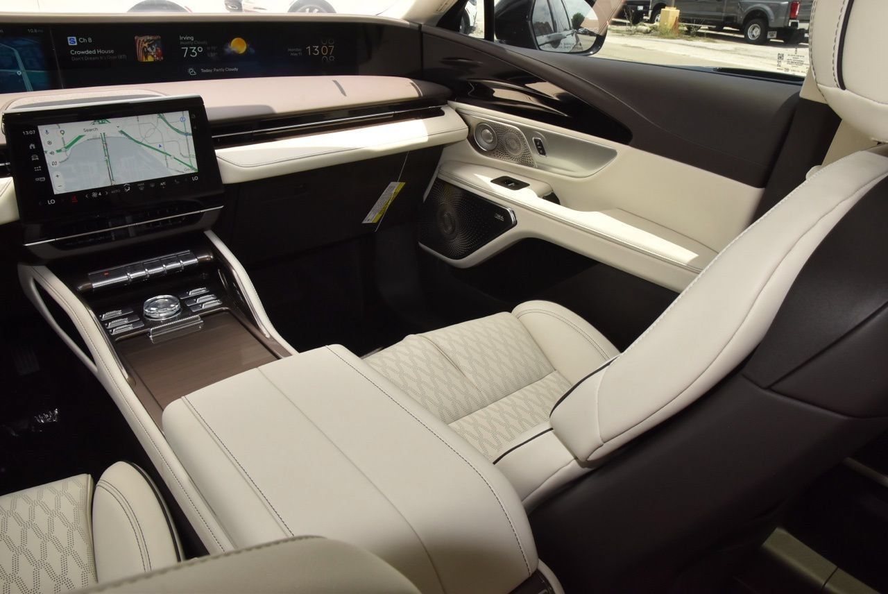 New 2026 Lincoln Nautilus Black Label AWD/4WD image 24