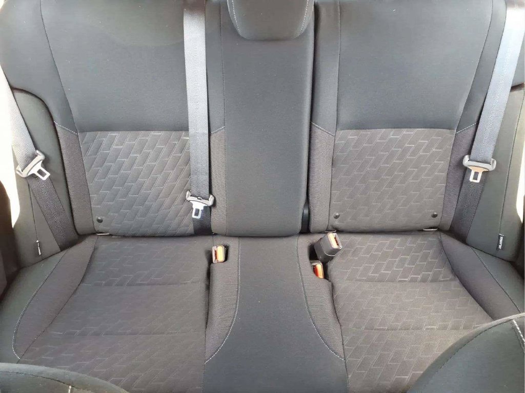Used 2024 Nissan Kicks SV FWD image 17
