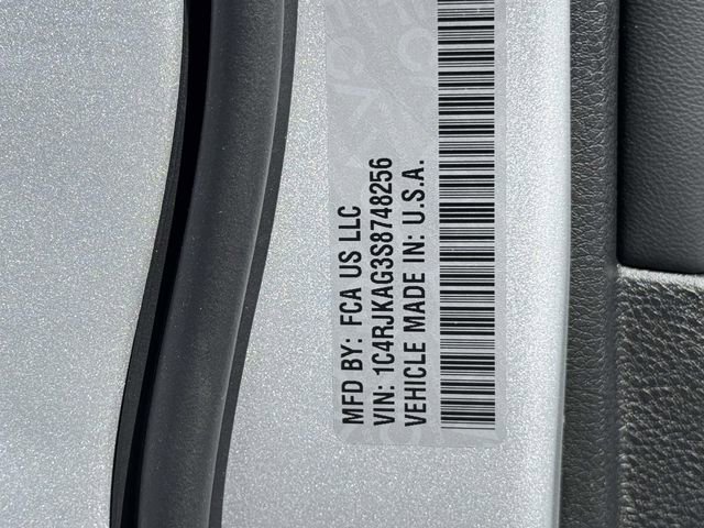 New 2025 Jeep Grand Cherokee L Laredo w/ Luxury Tech Group I image 26