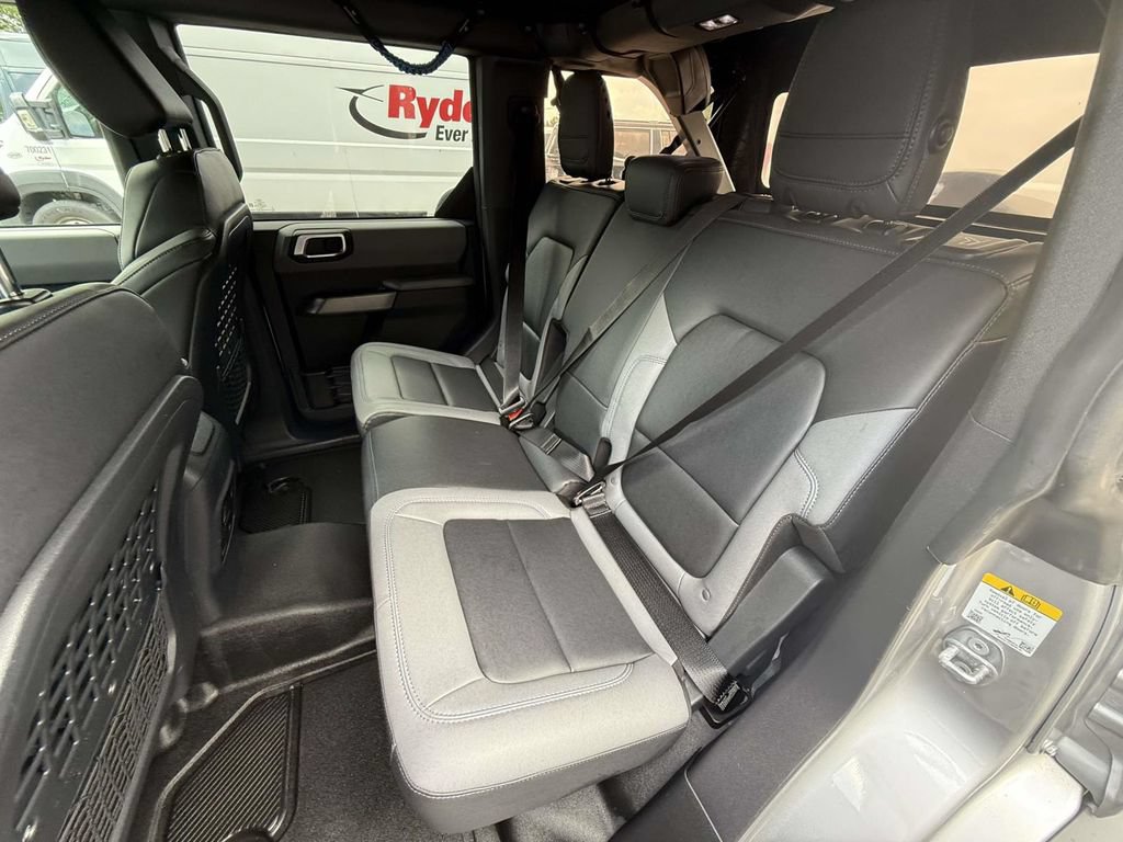 Used 2022 Ford Bronco Black Diamond AWD/4WD image 13