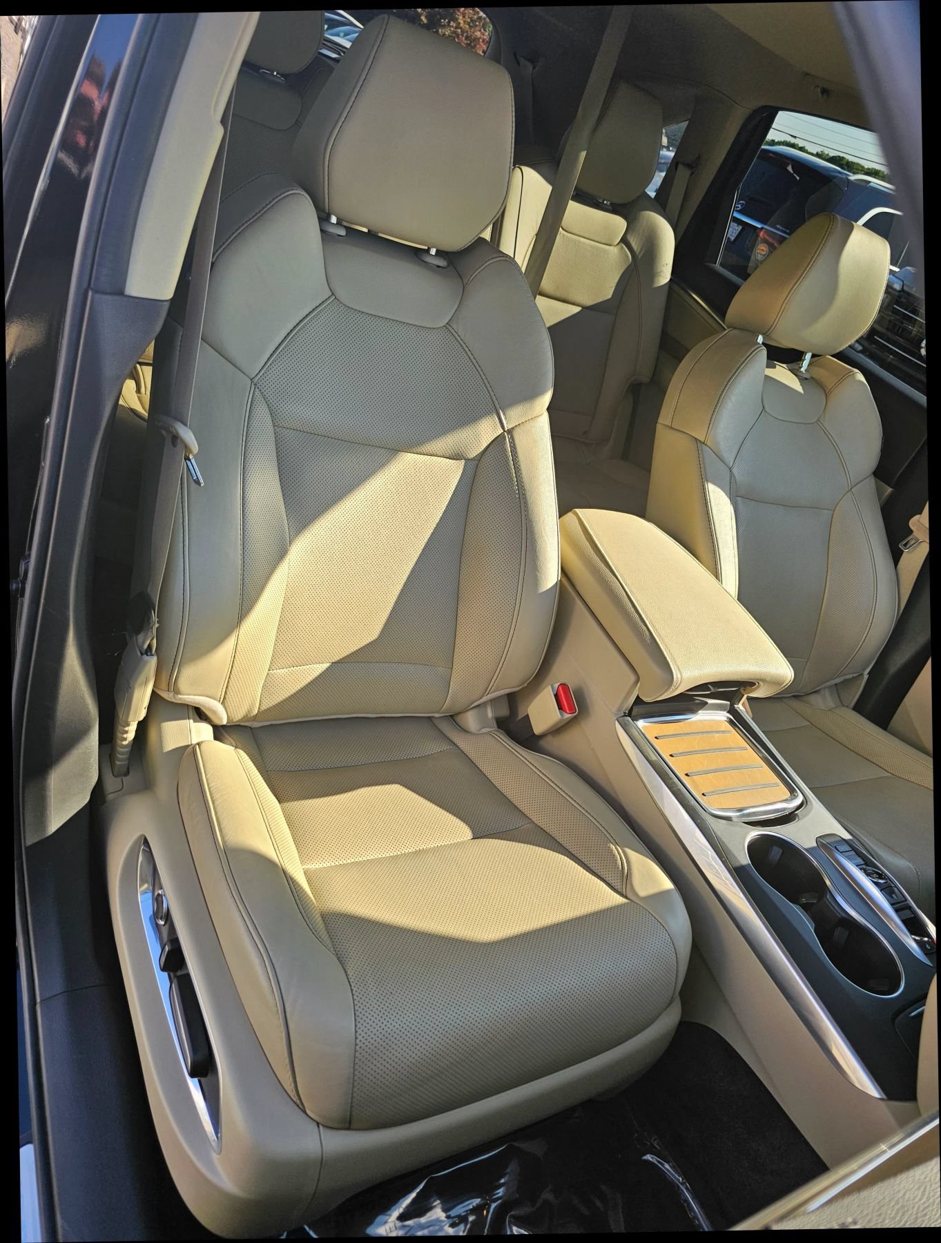 Used 2020 Acura MDX w/ Technology Package FWD image 25