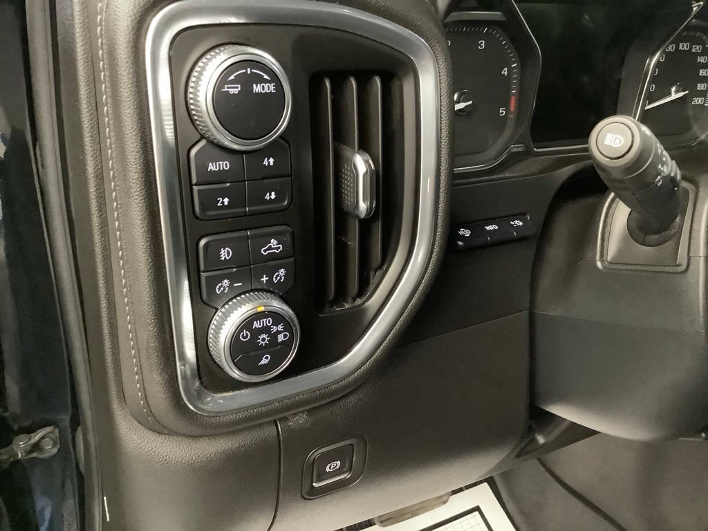 Used 2021 GMC Sierra 2500 Denali w/ Denali Ultimate Package AWD/4WD image 16