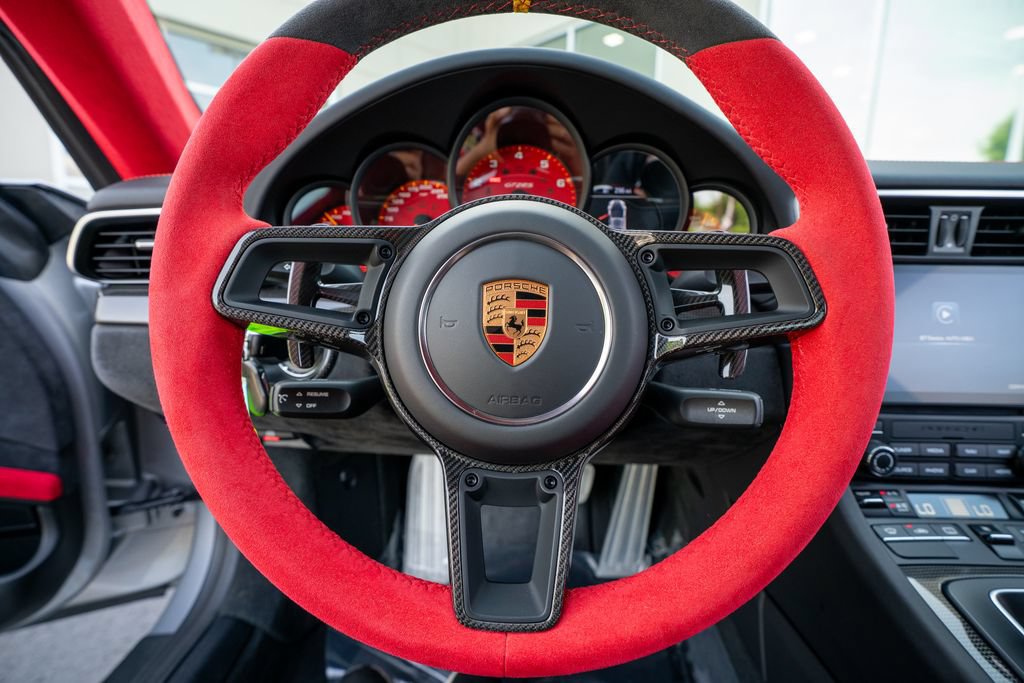 Used 2018 Porsche 911 GT2 RS RWD image 42