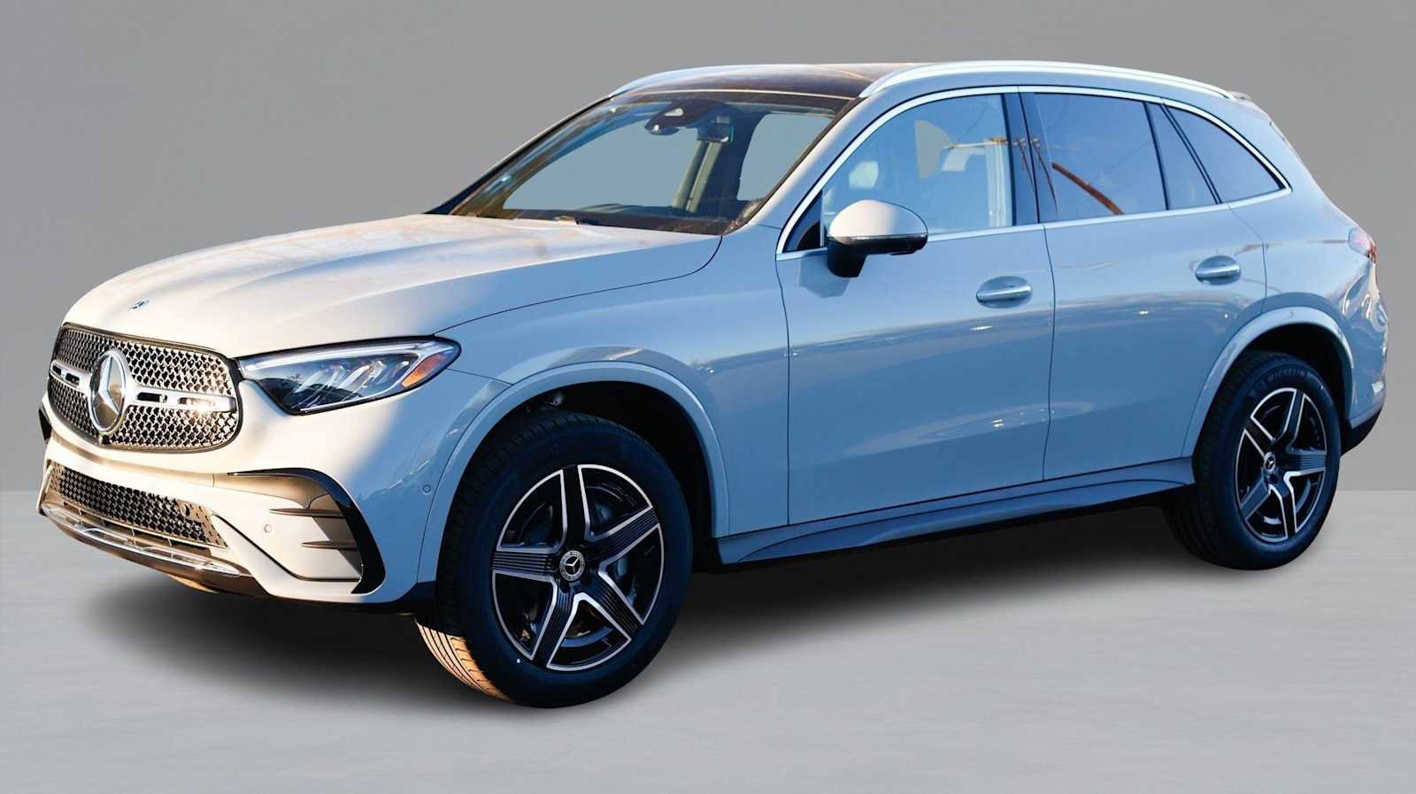 New 2026 Mercedes-Benz GLC 300 4MATIC image 1