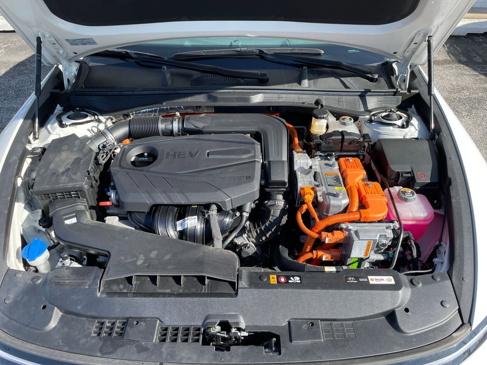 Used 2025 Hyundai Sonata SEL FWD image 32