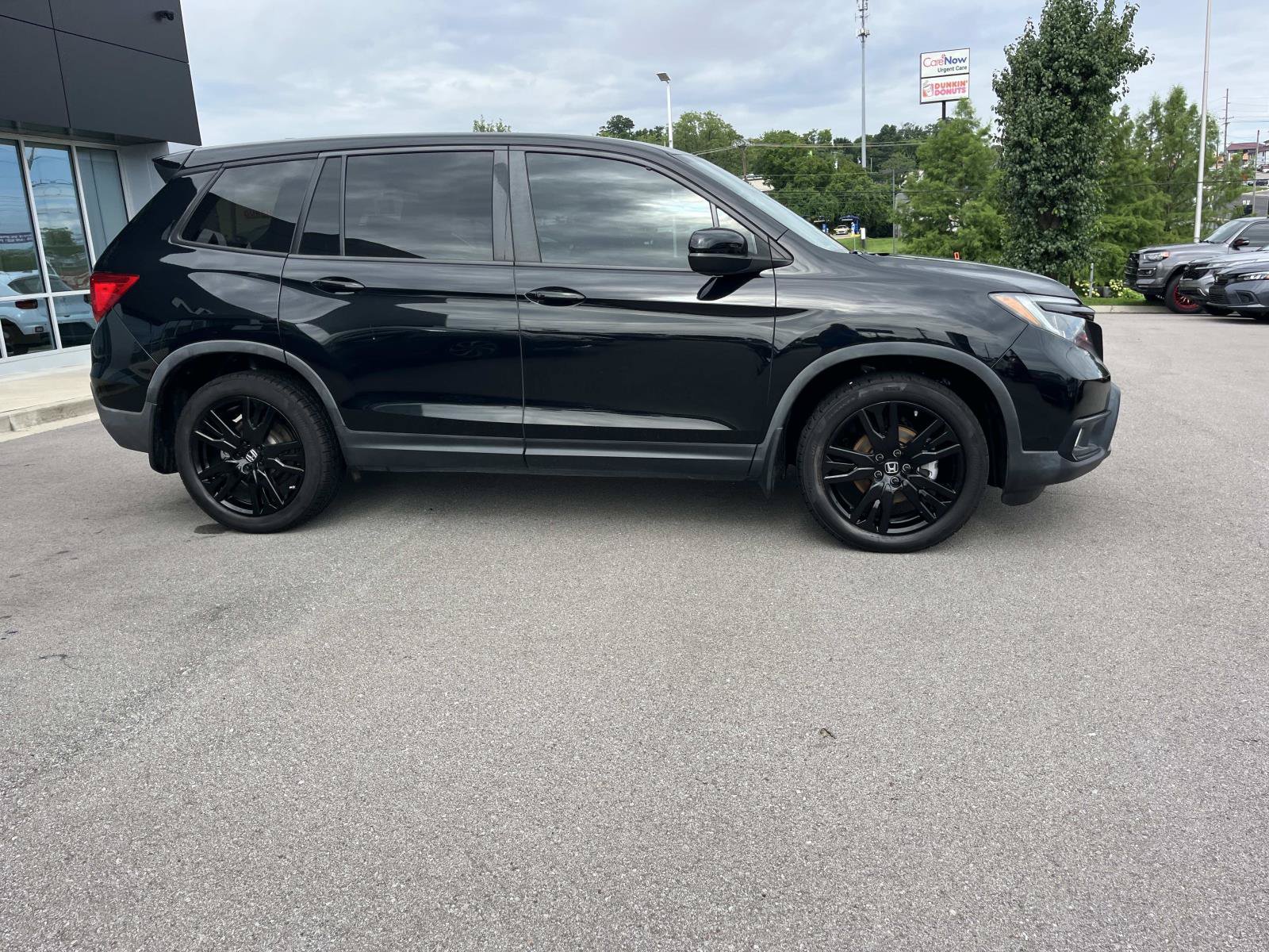Used 2021 Honda Passport Sport image 2