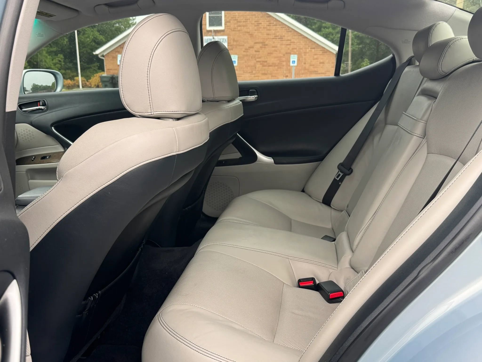 Used 2012 Lexus IS 250 w/ Premium Pkg Value Edition RWD image 17