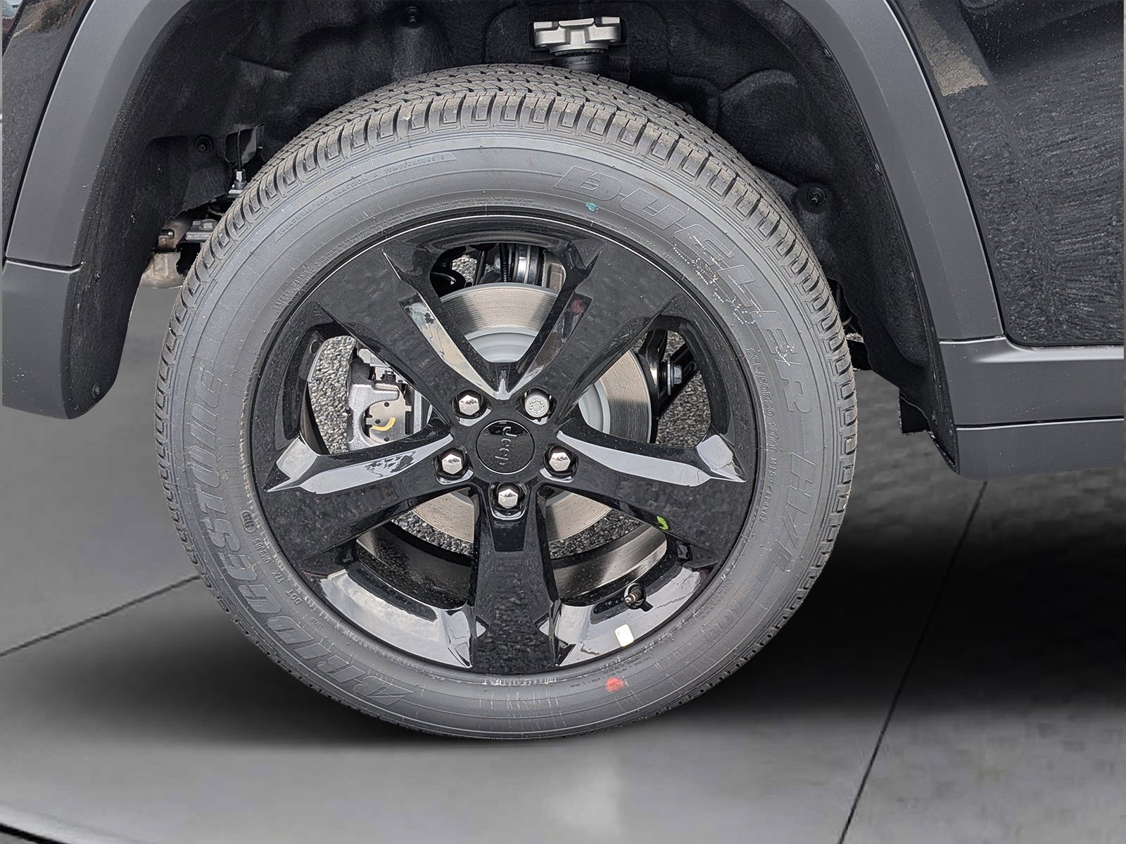 New 2025 Jeep Grand Cherokee Altitude AWD/4WD image 8
