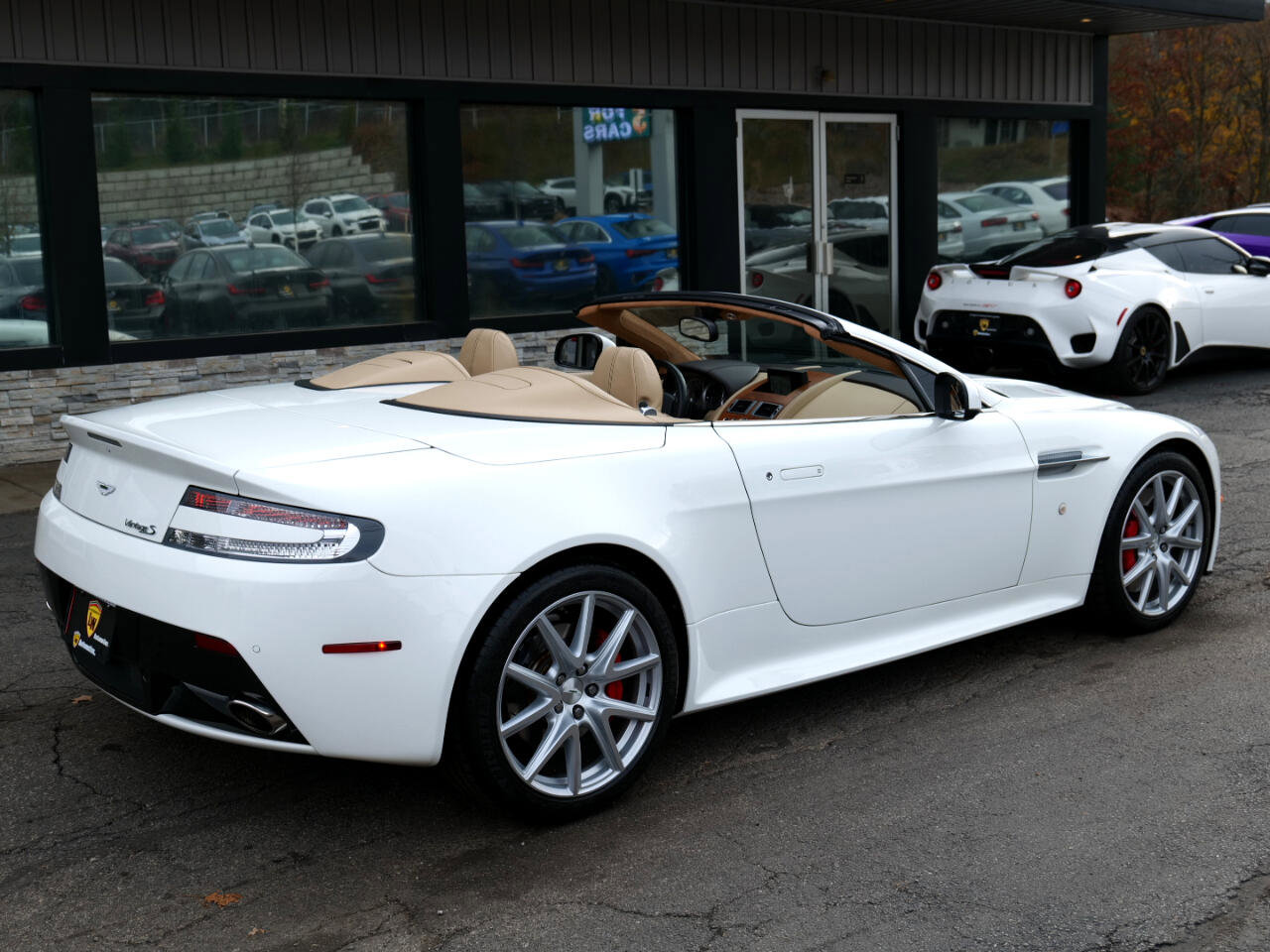 Used 2015 Aston Martin V8 Vantage S image 61